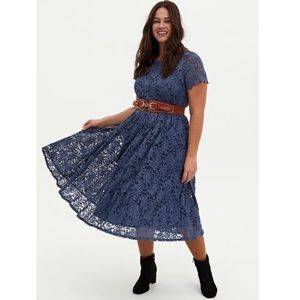 NWT Torrid Size 3x (22-24) Vintage Indigo Lace Lined Midi Dress WITH POCKETS